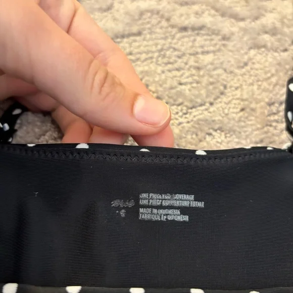 Aerie Black & White Polka Dot Wrap One Piece Swimsuit V Neck Conservative S Cute - Picture 6 of 7